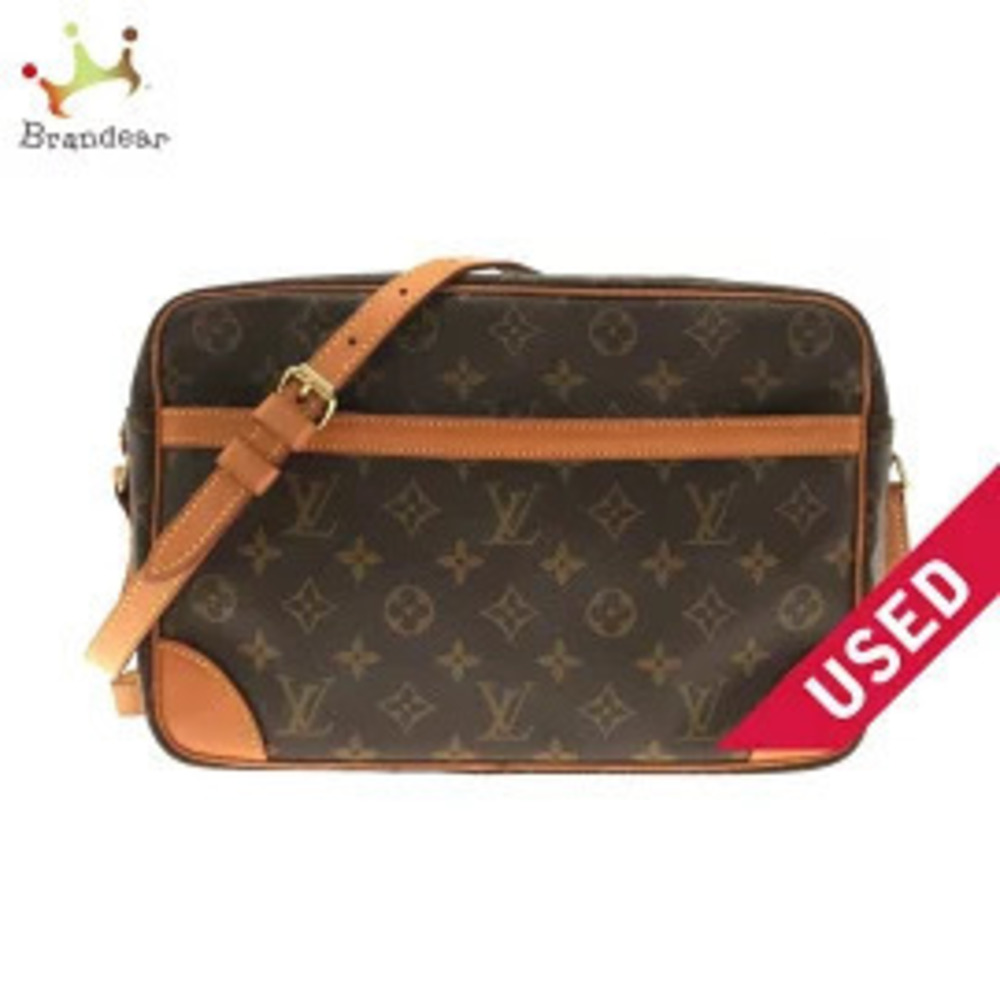 LOUIS VUITTON Trocadero Shoulder Bag Monogram Canvas